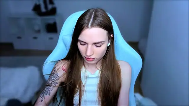 StellaLawless online show from October 2025 08:39:01 PM