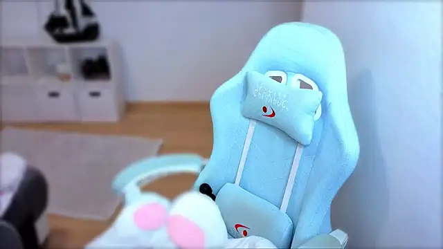 StellaLawless online show from November 2025 07:27:02 PM