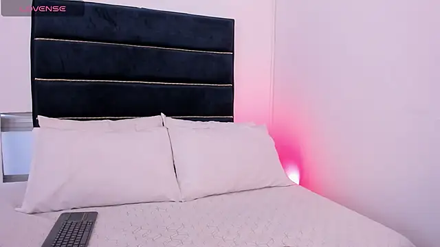 MarilynSmIith online show from January 2025 11:21:02 AM