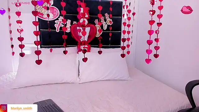 MarilynSmIith online show from February 2025 12:37:01 PM