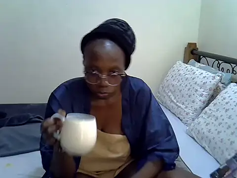 Sweet Bear online show from October 2025 03:29:01 AM