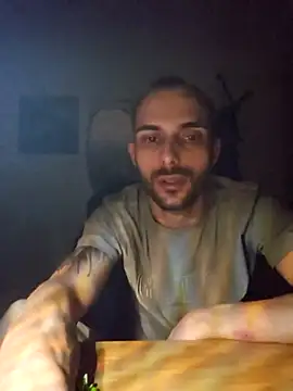 denisxlRo online show from January 2026 01:10:02 AM