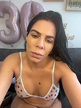 valecruz903 online show from November 2025 08:53:02 PM