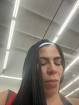 valecruz903 online show from February 2026 03:40:02 PM