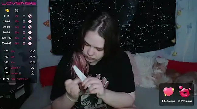 Snapshot of darling_tony chatting on February 2025 04:35:02 PM darling tony online show from February 2025 04:35:02 PM