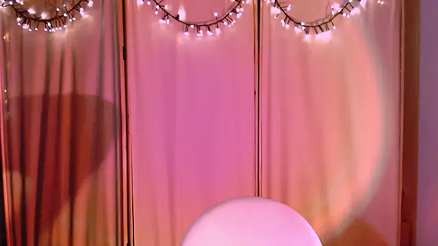 Malinax online show from December 2024 11:47:01 PM