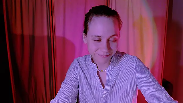 Malinax online show from September 2025 11:21:01 PM