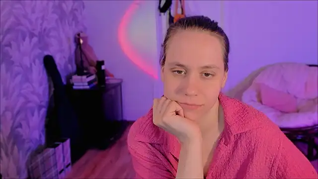 Malinax online show from March 2026 09:18:02 PM