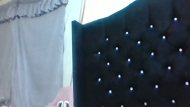 Jennxdolls online show from February 2025 04:15:01 AM