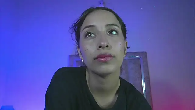 little-Emma online show from March 2026 11:53:02 PM