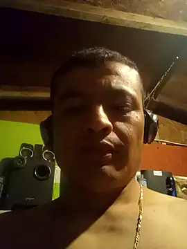 Snapshot of BafflingWhatsis chatting on April 2026 11:37:01 AM BafflingWhatsis online show from April 2026 11:37:01 AM