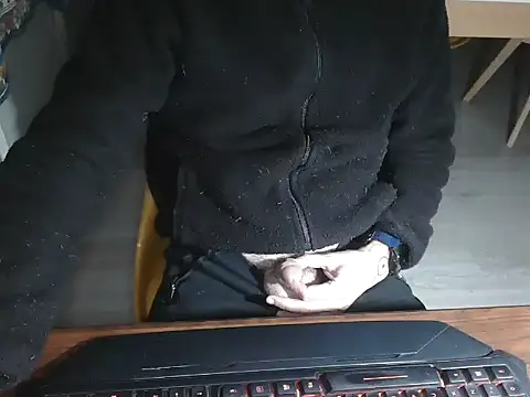 Adri gard online show from December 2024 08:55:01 PM