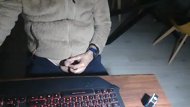 Adri gard online show from March 2026 09:18:02 PM