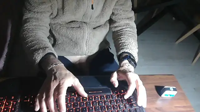 Adri gard online show from April 2026 08:37:01 PM