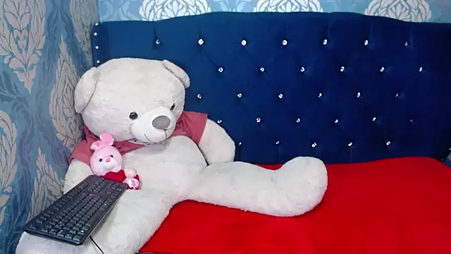 Snapshot of Lilyevansx chatting on February 2025 06:30:02 PM Lilyevansx online show from February 2025 06:30:02 PM