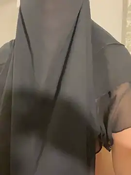 Amberonee31 online show from February 2025 10:00:02 PM