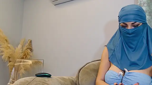 Amberonee31 online show from March 2025 08:53:02 PM