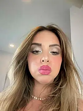 Alirawrz online show from March 2026 03:56:01 AM