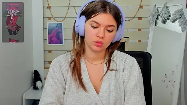 Josephine Kiss online show from December 2024 10:17:01 AM