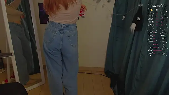 Josephine Kiss online show from January 2025 08:17:01 AM