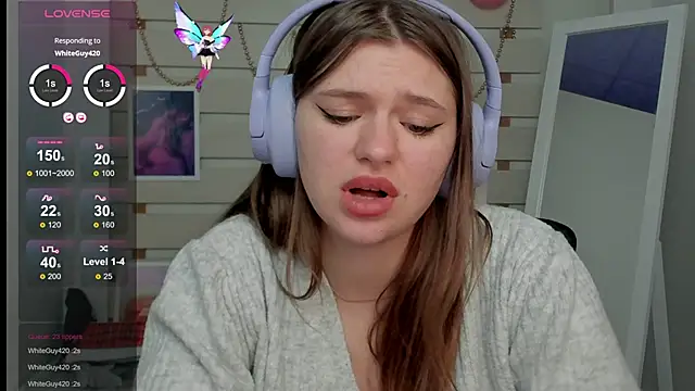 Josephine Kiss online show from March 2025 04:19:02 PM