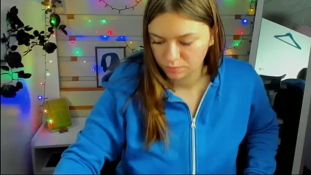 Snapshot of Josephine_Kiss chatting on April 2026 01:18:01 PM Josephine Kiss online show from April 2026 01:18:01 PM