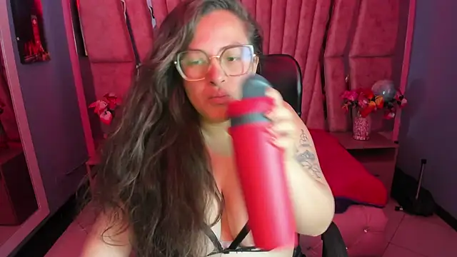 SaraThomso online show from September 2025 03:22:01 AM