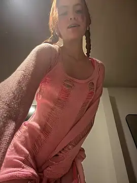 Lorraine Leon online show from December 2024 03:07:02 AM