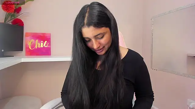 Snapshot of Danna_777_ chatting on December 2024 11:48:01 PM Danna 777 online show from December 2024 11:48:01 PM