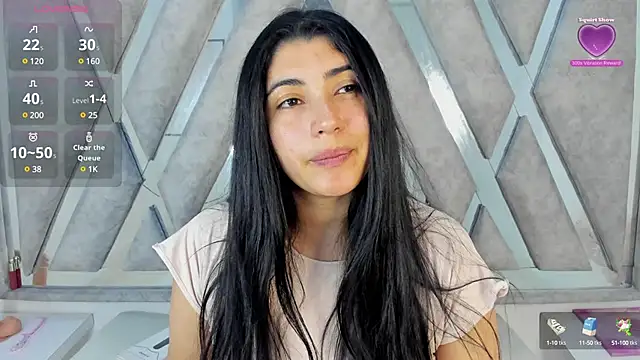 Snapshot of Danna_777_ chatting on January 2025 10:49:02 PM Danna 777 online show from January 2025 10:49:02 PM
