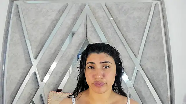 Snapshot of Danna_777_ chatting on February 2025 01:34:01 AM Danna 777 online show from February 2025 01:34:01 AM