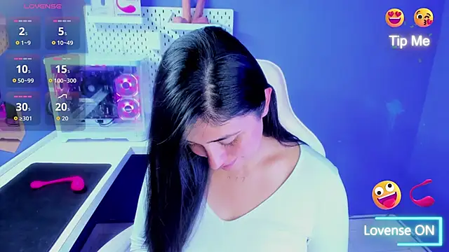 Snapshot of Danna_777_ chatting on November 2025 04:44:02 AM Danna 777 online show from November 2025 04:44:02 AM