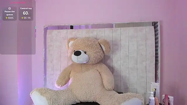 Snapshot of Danna_777_ chatting on November 2025 10:00:02 PM Danna 777 online show from November 2025 10:00:02 PM