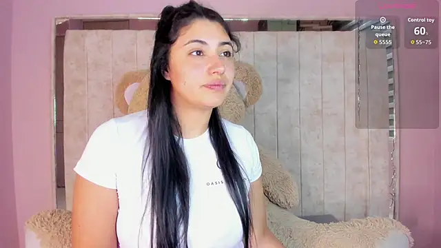 Snapshot of Danna_777_ chatting on January 2026 10:04:02 PM Danna 777 online show from January 2026 10:04:02 PM
