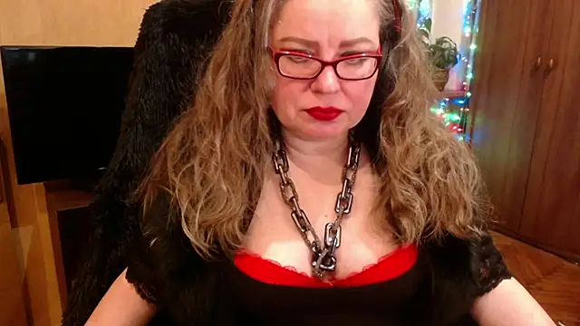 Miss Tress online show from December 2024 05:13:01 PM