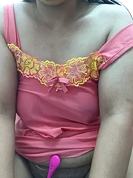 Lanyingxin18 online show from April 2026 04:46:01 AM