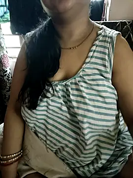 cuteyqueen online show from April 2026 01:15:01 AM