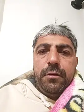 Snapshot of Muratcanik44 chatting on February 2026 10:03:02 PM Muratcanik44 online show from February 2026 10:03:02 PM