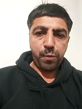 Snapshot of Muratcanik44 chatting on February 2026 11:23:02 PM Muratcanik44 online show from February 2026 11:23:02 PM