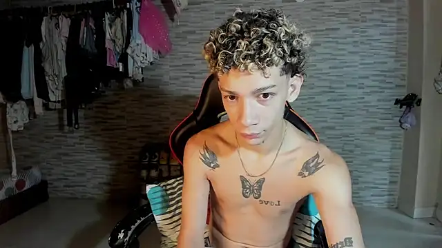 mateodeamjo online show from September 2025 11:23:01 AM