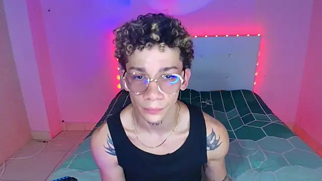 mateodeamjo online show from October 2025 09:59:01 PM