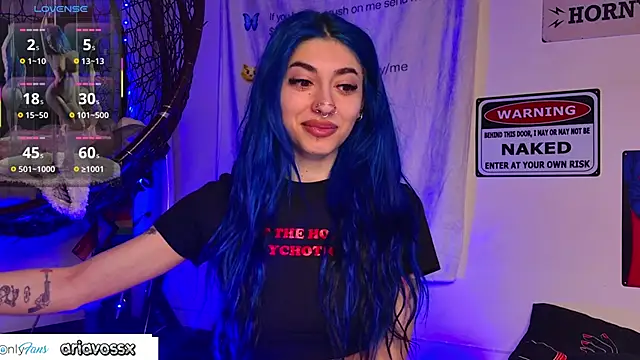 AriaVoss online show from April 2026 08:33:01 PM