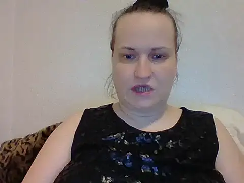  squirty cum lady  online show from March 2025 08:54:01 PM