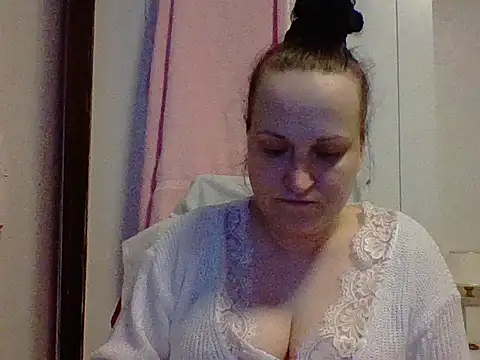  squirty cum lady  online show from March 2025 06:21:02 PM