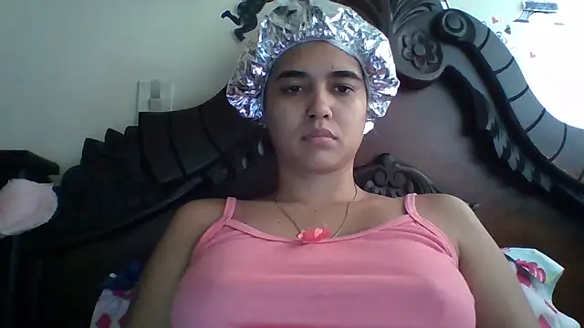 trianabell online show from October 2025 03:24:01 PM