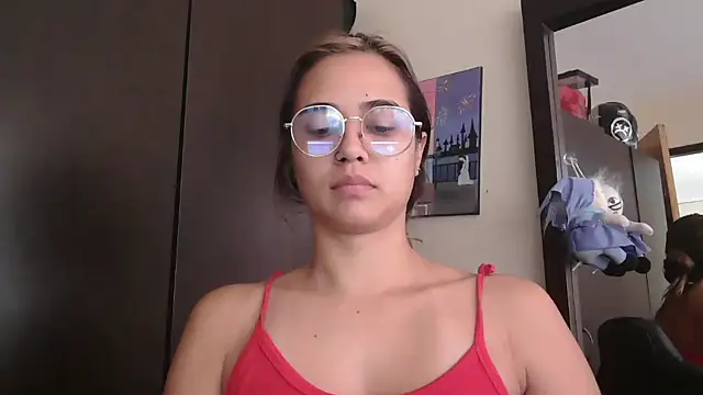 trianabell online show from March 2026 03:56:01 PM