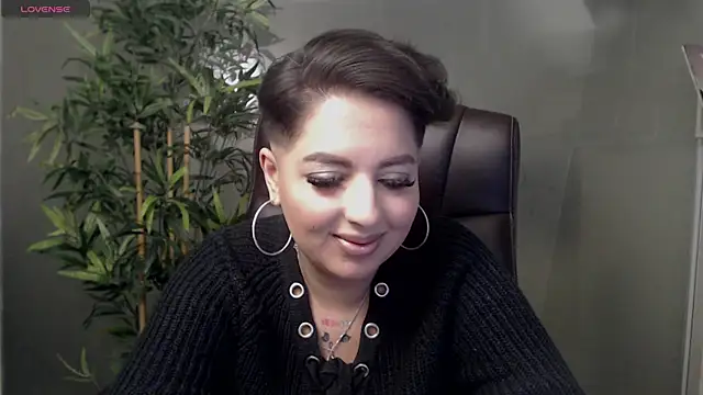 BustyAllyy online show from February 2025 01:04:02 AM