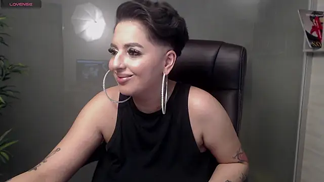 BustyAllyy online show from February 2025 01:05:02 AM