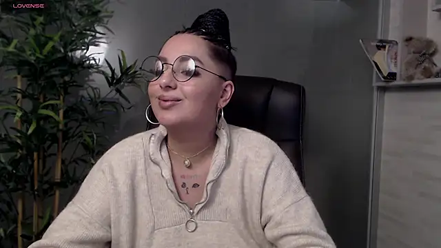 BustyAllyy online show from March 2025 10:42:01 PM