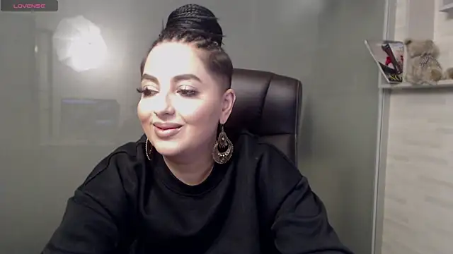 BustyAllyy online show from March 2025 11:38:02 PM